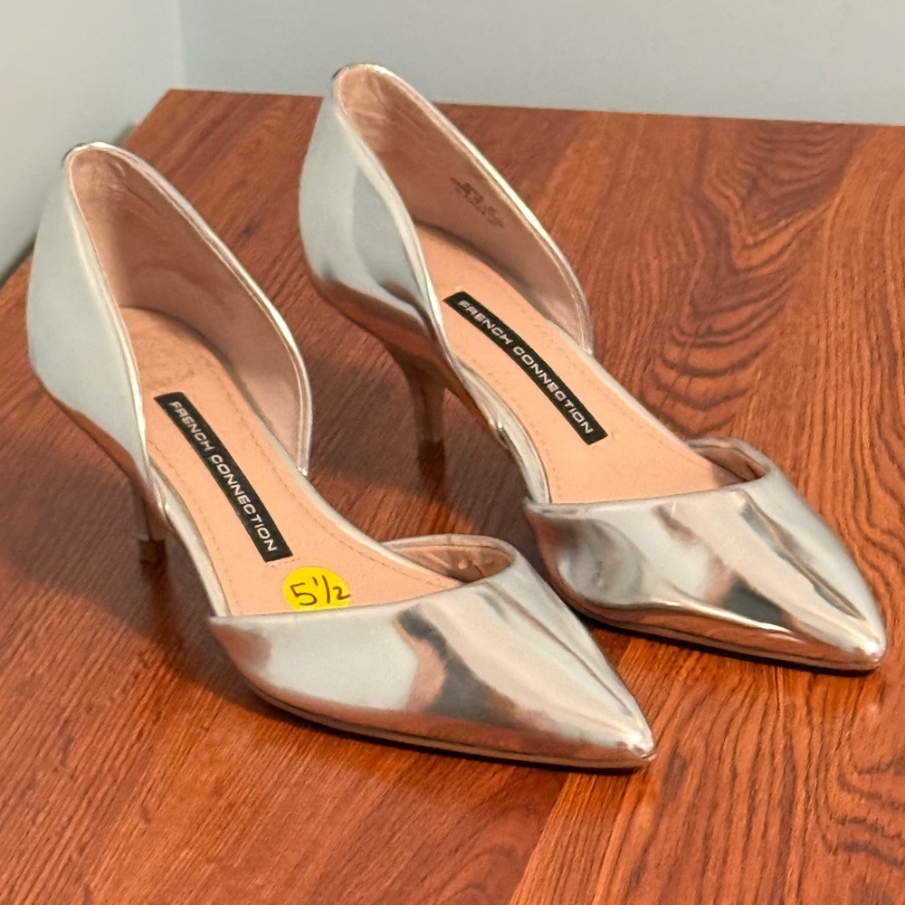 French Connection. Metallic Silver Mid Heel  size 5.5